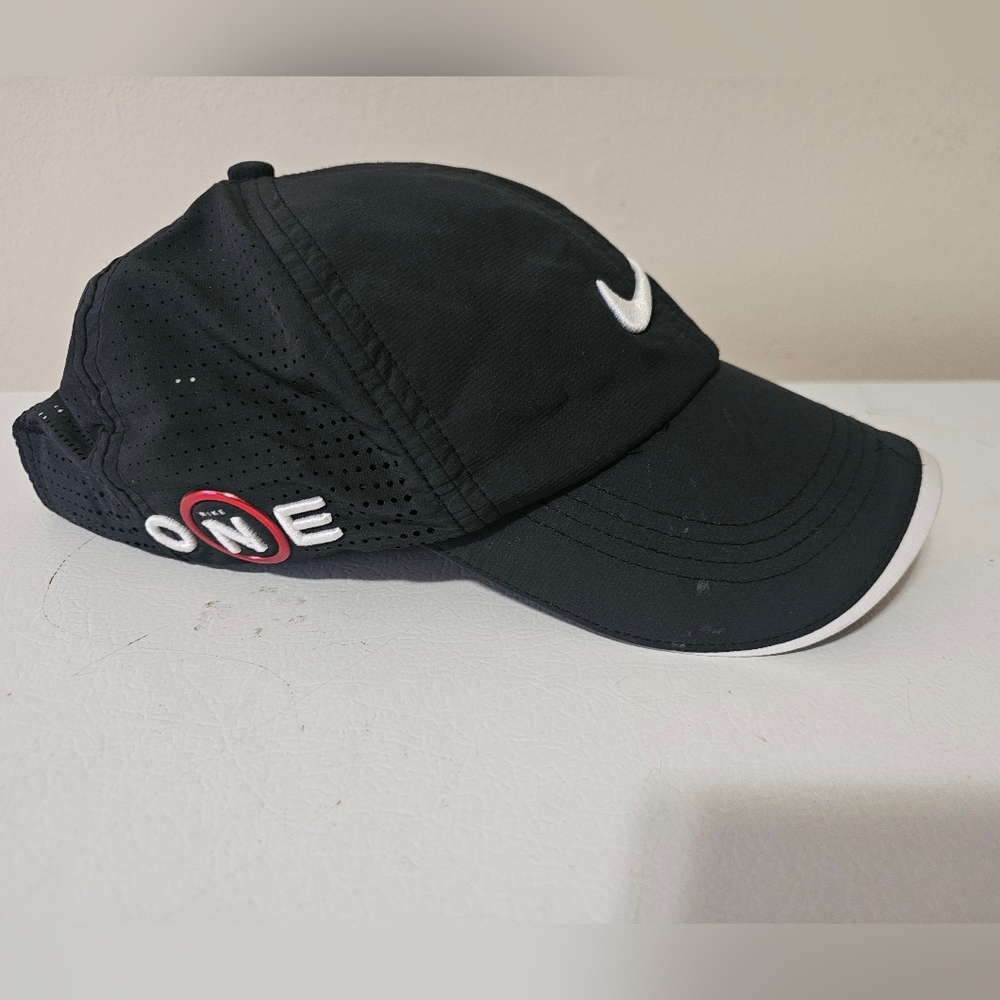 Nike One golf cap hat mesh back Flex fit